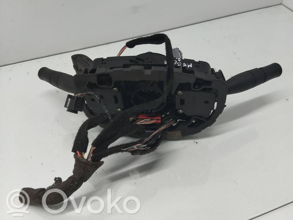 Renault Megane II Wiper turn signal indicator stalk/switch 