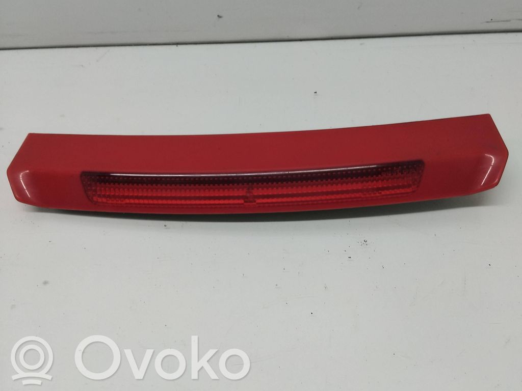 Opel Insignia A Trzecie światło stop 