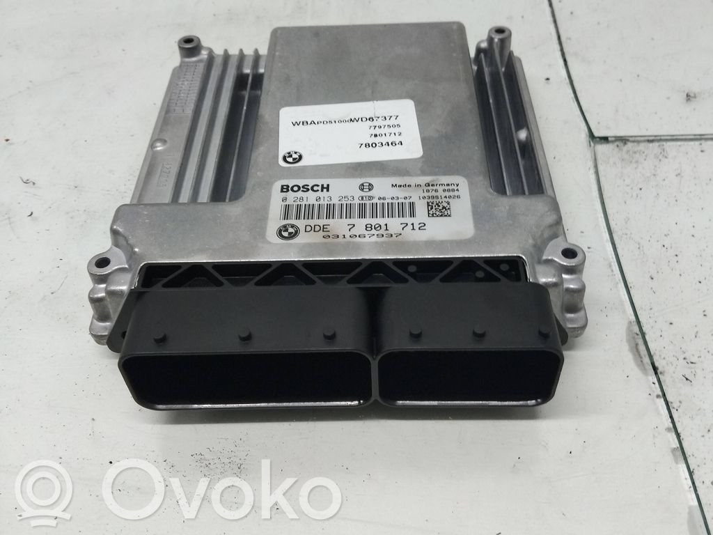 BMW X3 E83 Engine control unit/module 