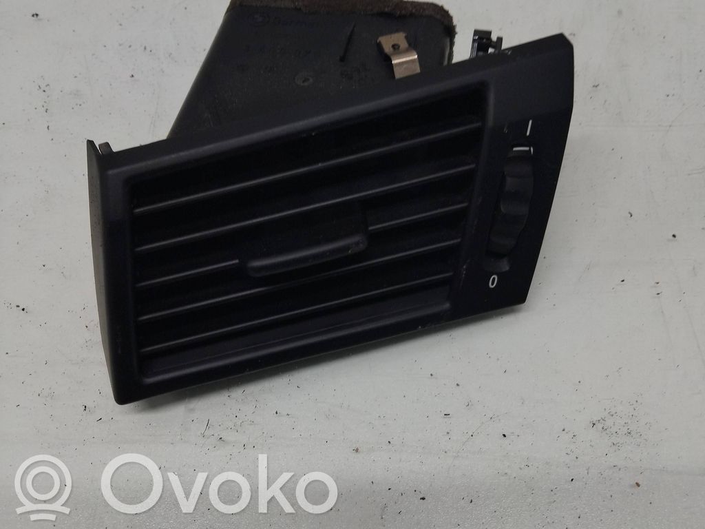 Šoninės oro grotelės   3400075