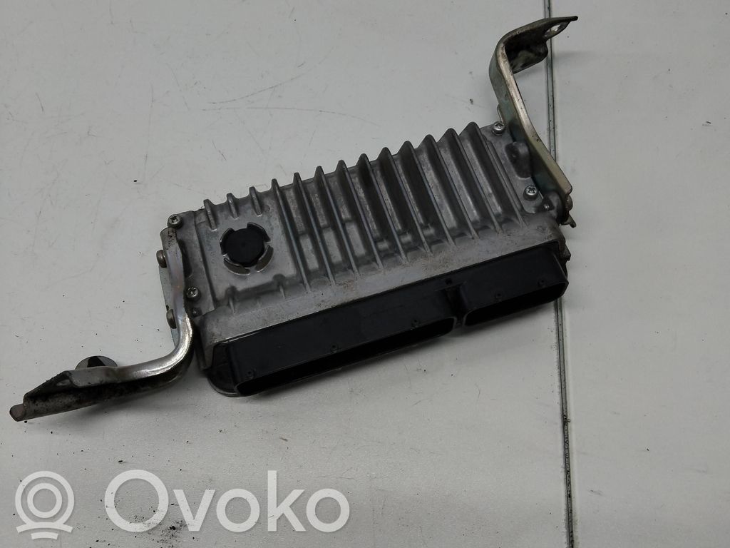 Toyota Auris E180 Engine control unit/module 