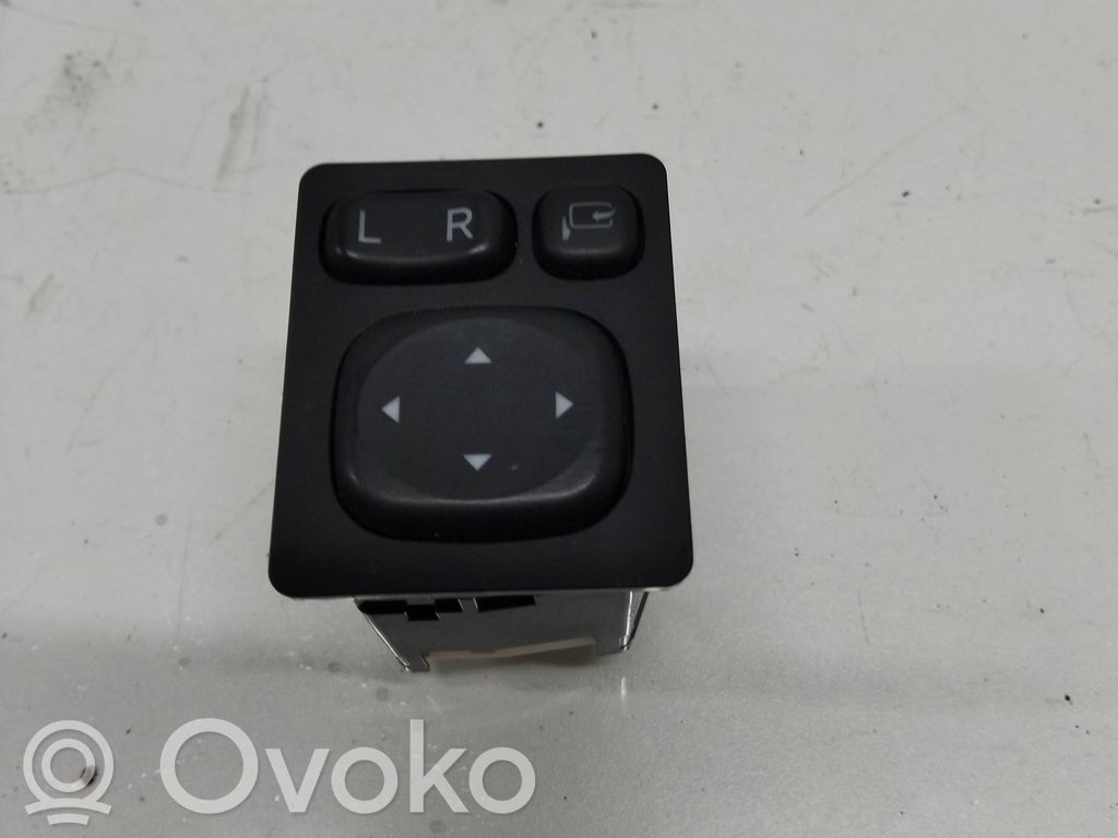 Toyota Auris E180 Wing mirror switch 