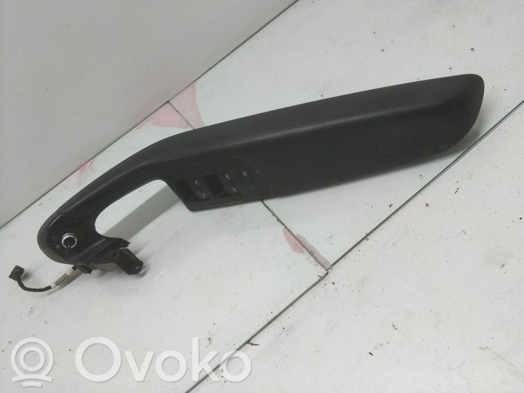 Audi A6 S6 C6 4F Front door interior handle trim 