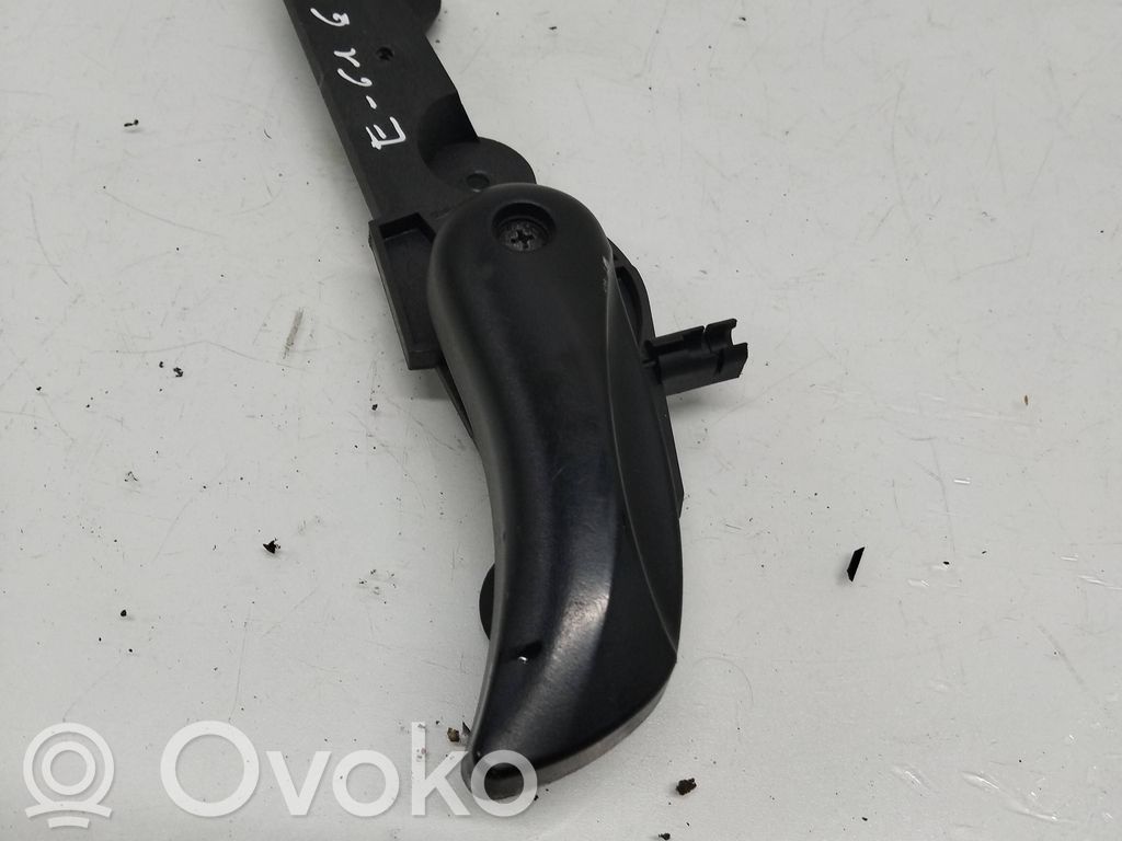 BMW 5 E60 E61 Ручка капота 