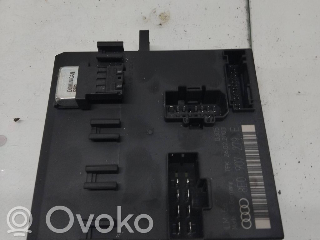 Audi A4 S4 B6 8E 8H Module confort 
