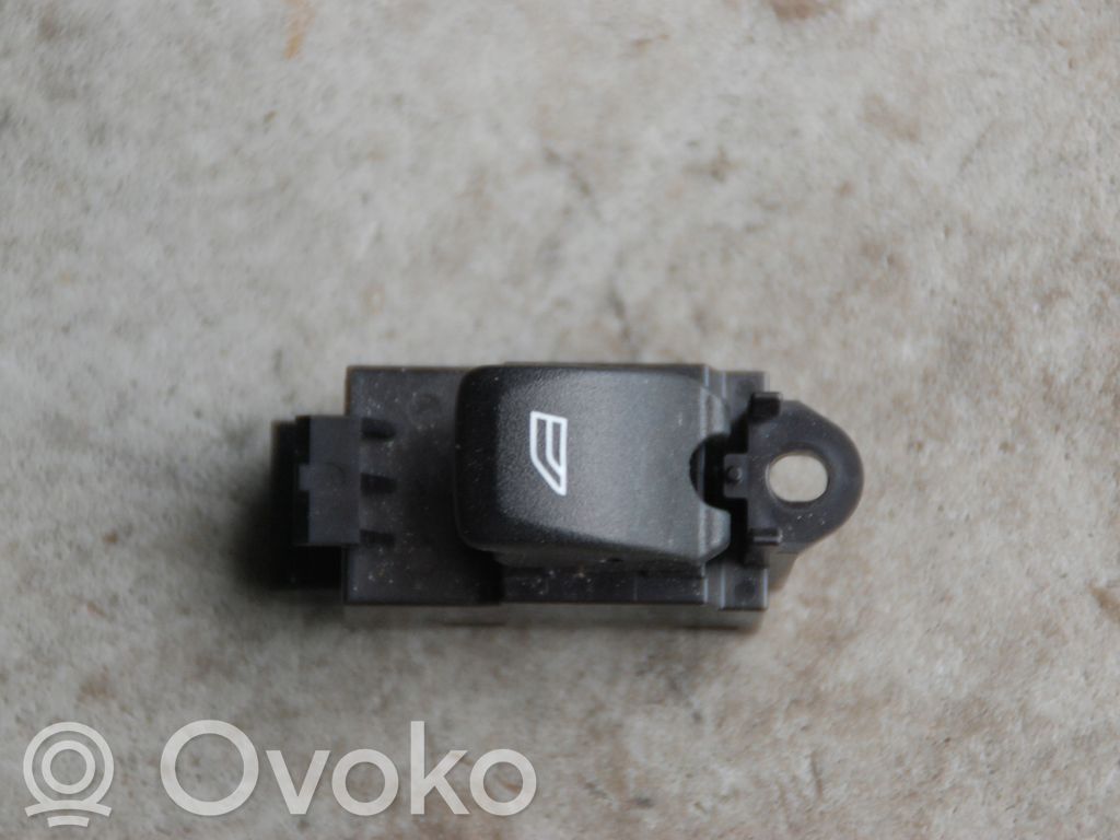 Volvo S60 Przyciski szyb 