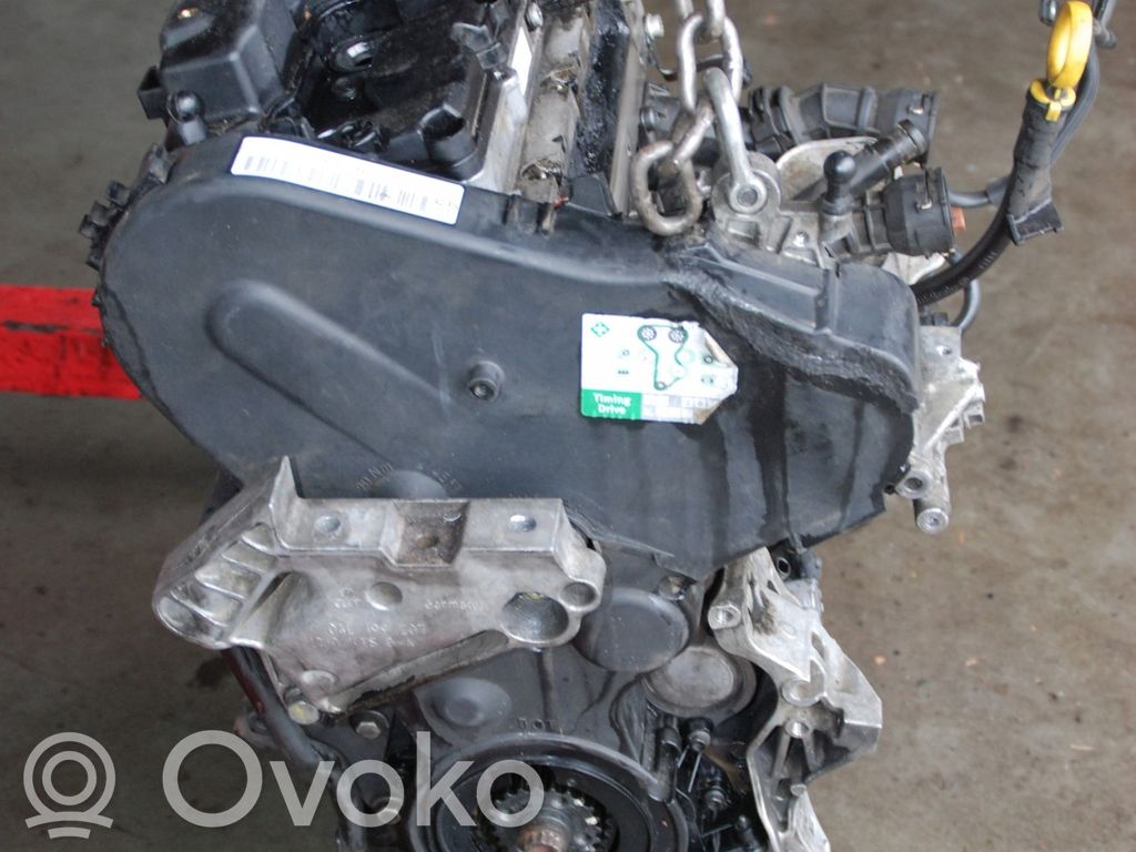 Volkswagen PASSAT B8 Silnik 