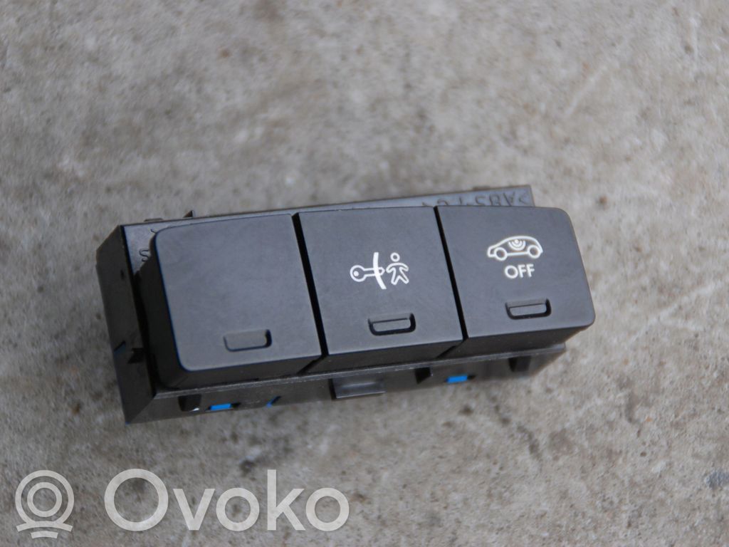 Citroen DS4 Lasten turvakytkin 