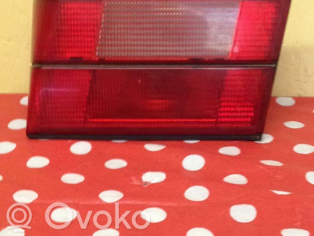 Tailgate rear/tail lights