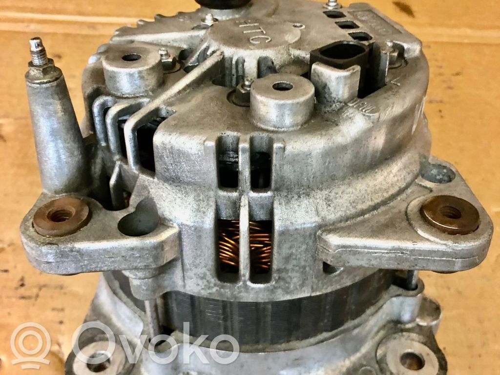 Volkswagen Golf IV Alternador 