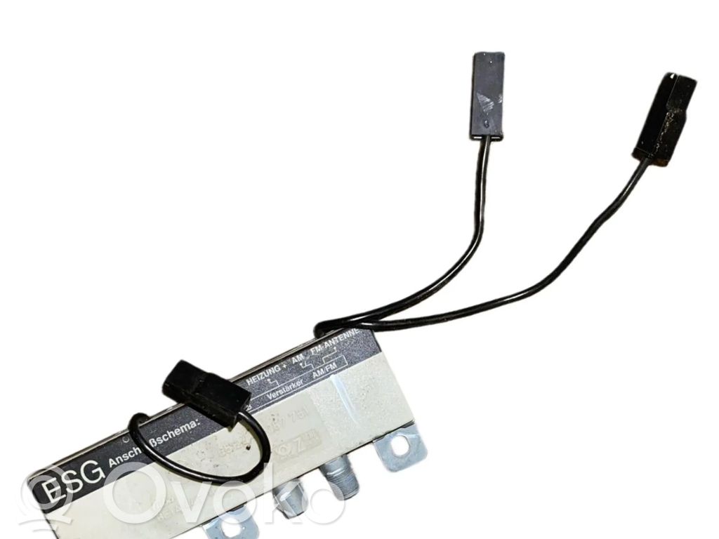 BMW 3 E36 Antenos stiprintuvas 