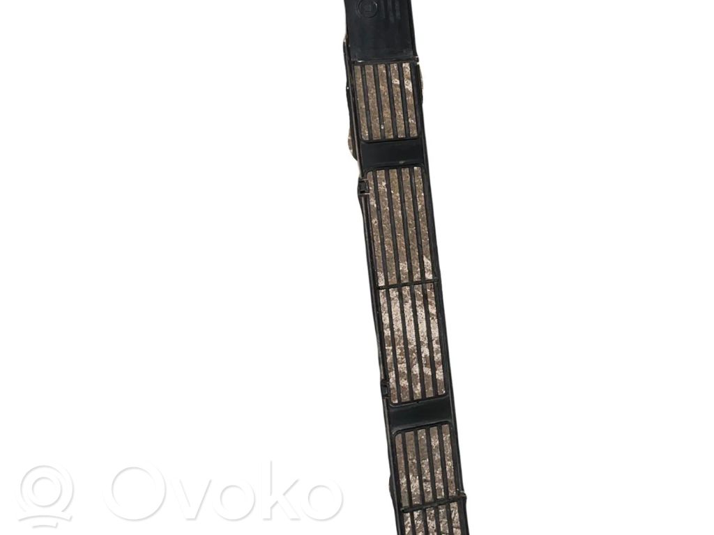 Etusäleikkö   855853667