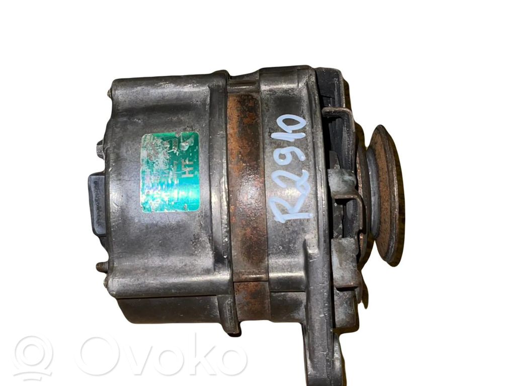 Opel Kadett E Generator/alternator 