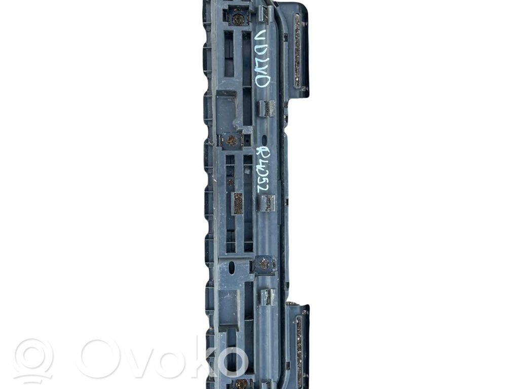 Volvo V70 Hinterachse Achsträger 