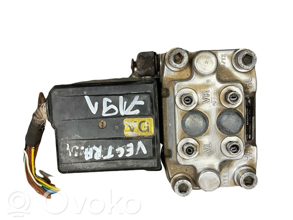 Opel Vectra A ABS-pumppu 