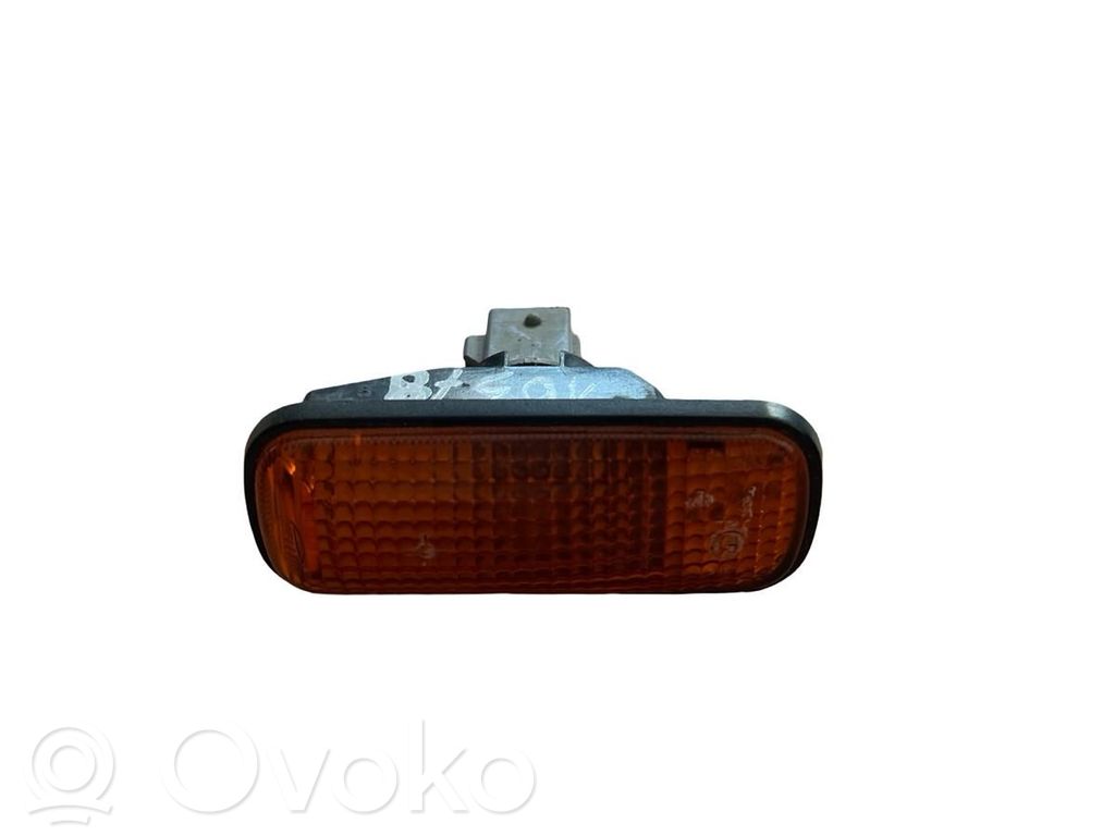 Audi A3 S3 8L Front fender indicator light 