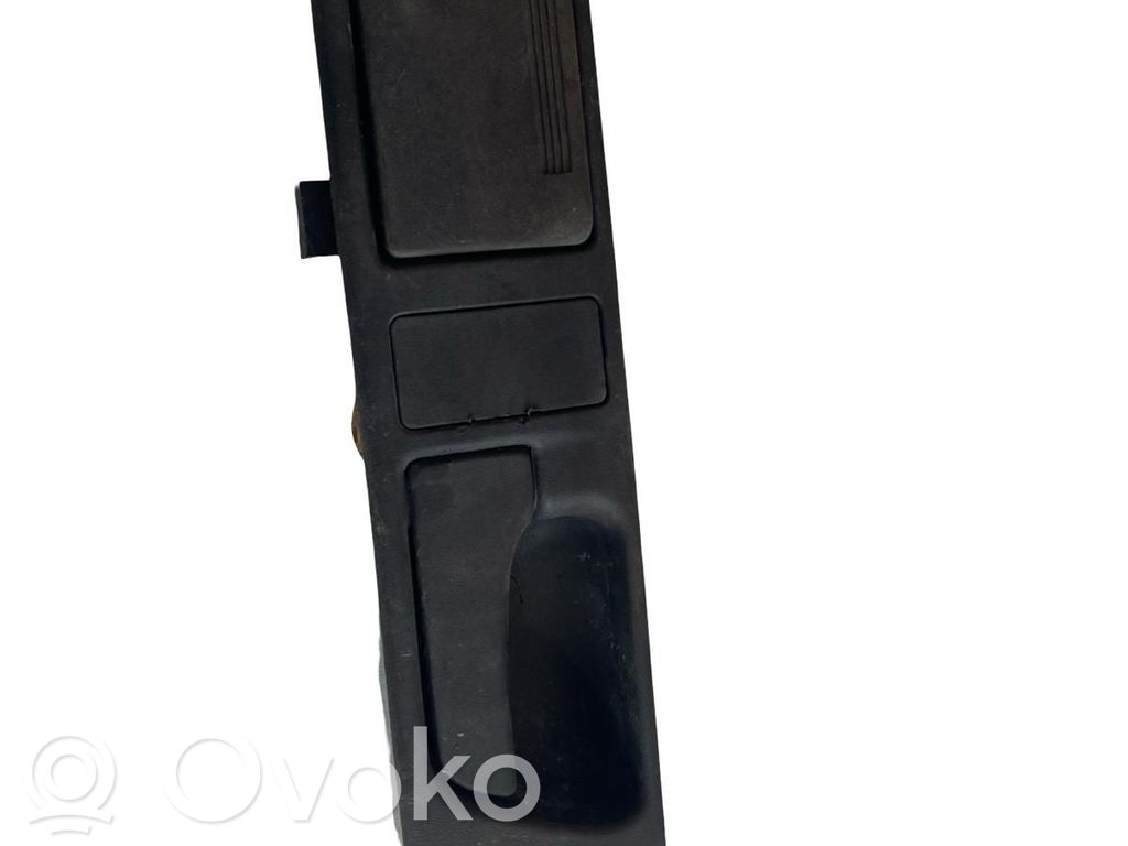 BMW 5 E34 Manecilla interna puerta delantera 