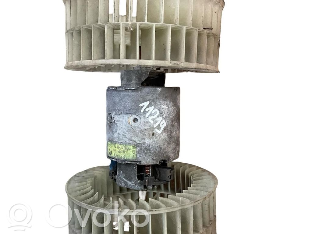 Mazā radiatora ventilators   8390935
