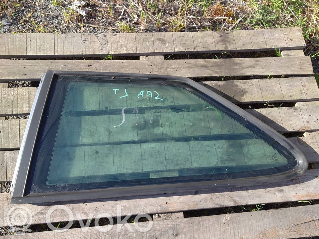 Ventanilla de ventilación de la puerta trasera   SEKUR1S0L,43R000929,DOT39AS2M34