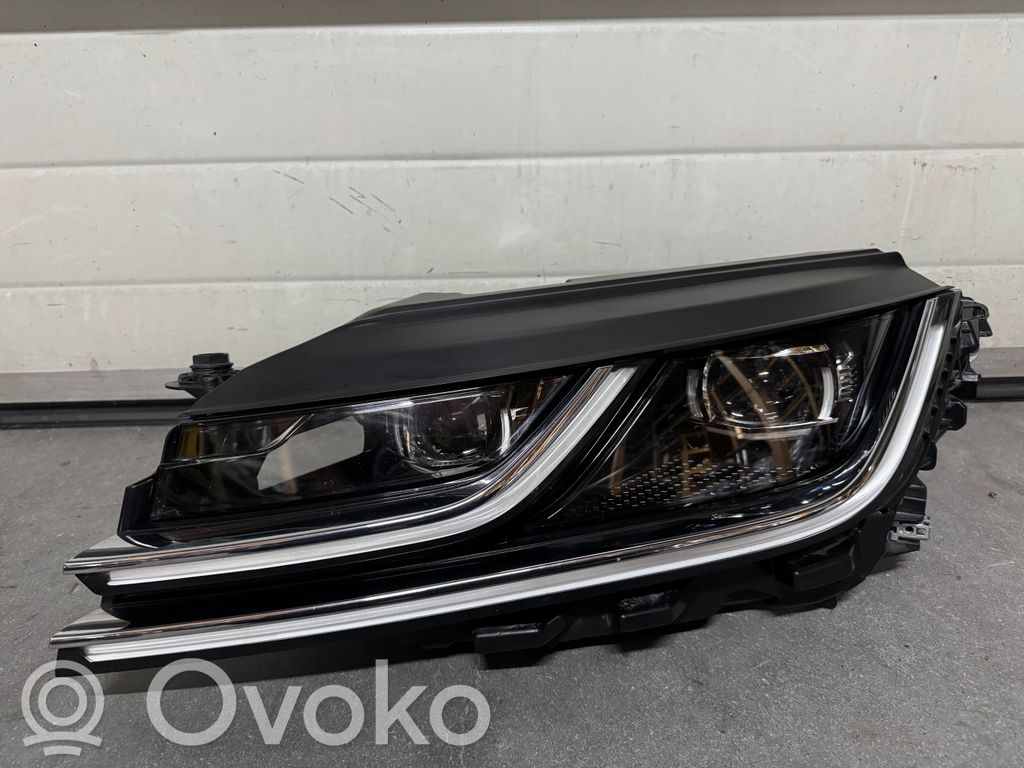 Volkswagen Arteon Lampa przednia 
