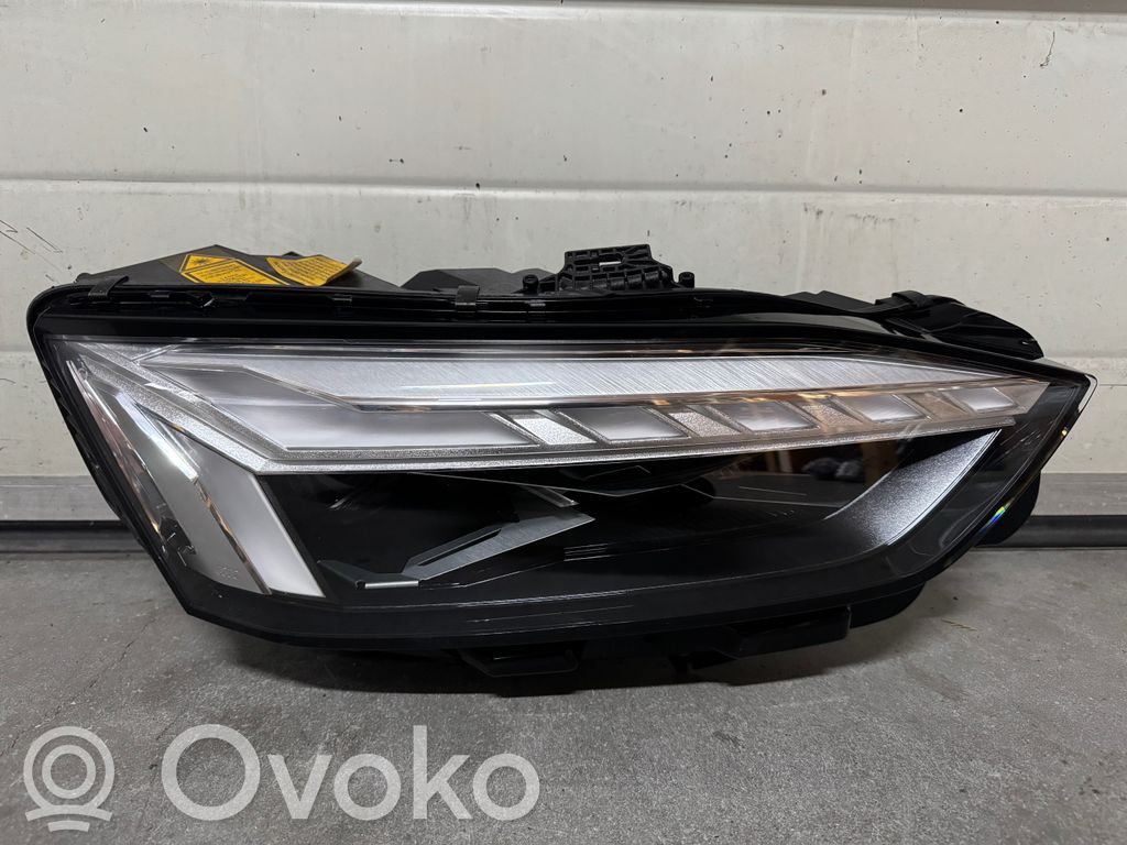 Audi A5 Headlight/headlamp 