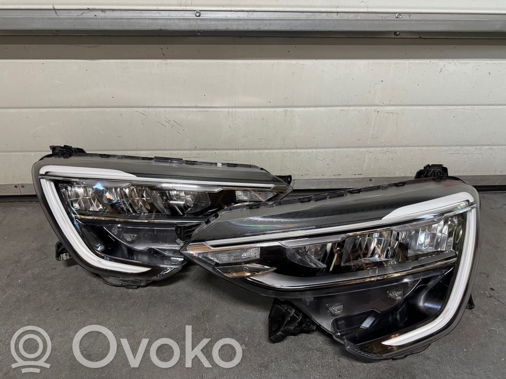 Renault Arkana Scheinwerfer Satz Set 