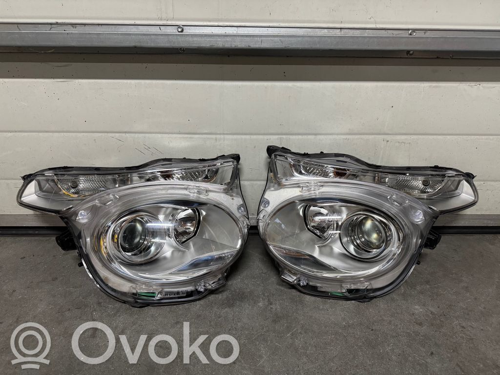 Citroen C1 Headlights/headlamps set 