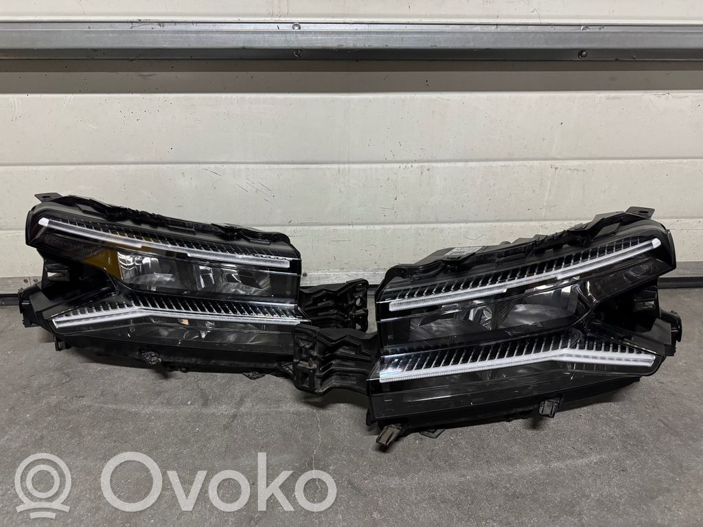 Citroen C5 Aircross Set faruri 