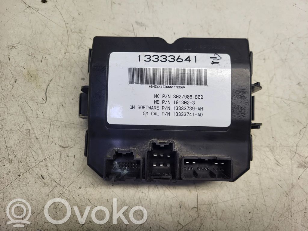 Opel Insignia A Unidad de control/módulo del maletero/compartimiento de carga 