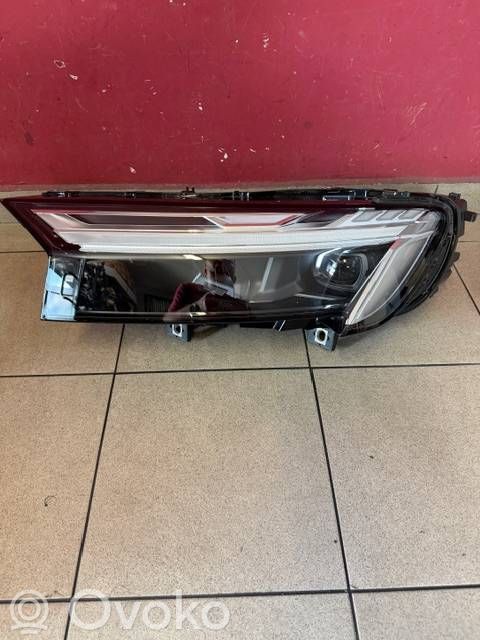 Audi Q7 4M Scheinwerfer 
