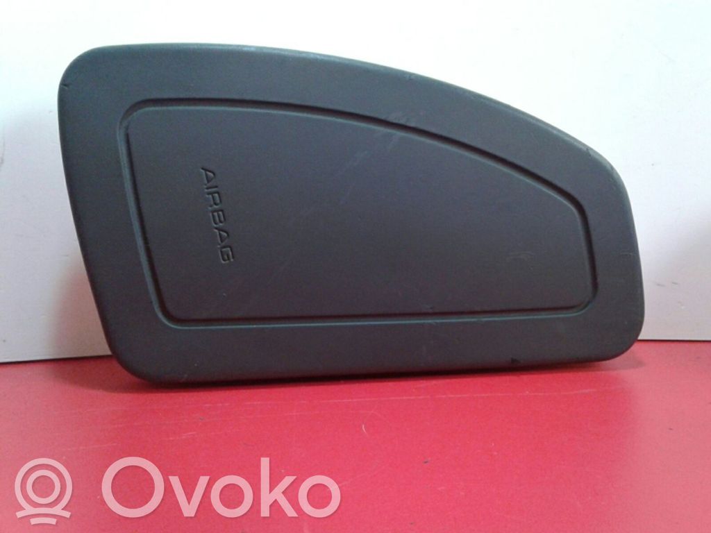 Peugeot 407 Seat airbag 