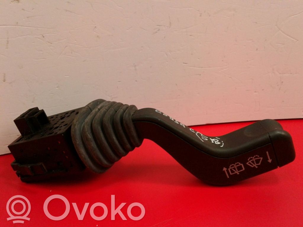 Opel Corsa C Muut kytkimet/nupit/vaihtimet 