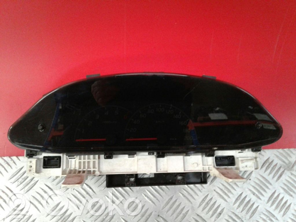 Toyota Yaris Speedometer (instrument cluster) 