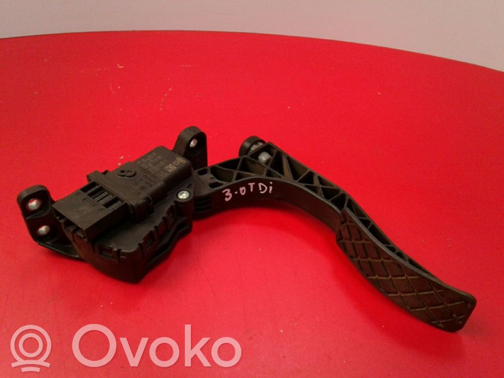 Audi A6 S6 C6 4F Pedał gazu / przyspieszenia 