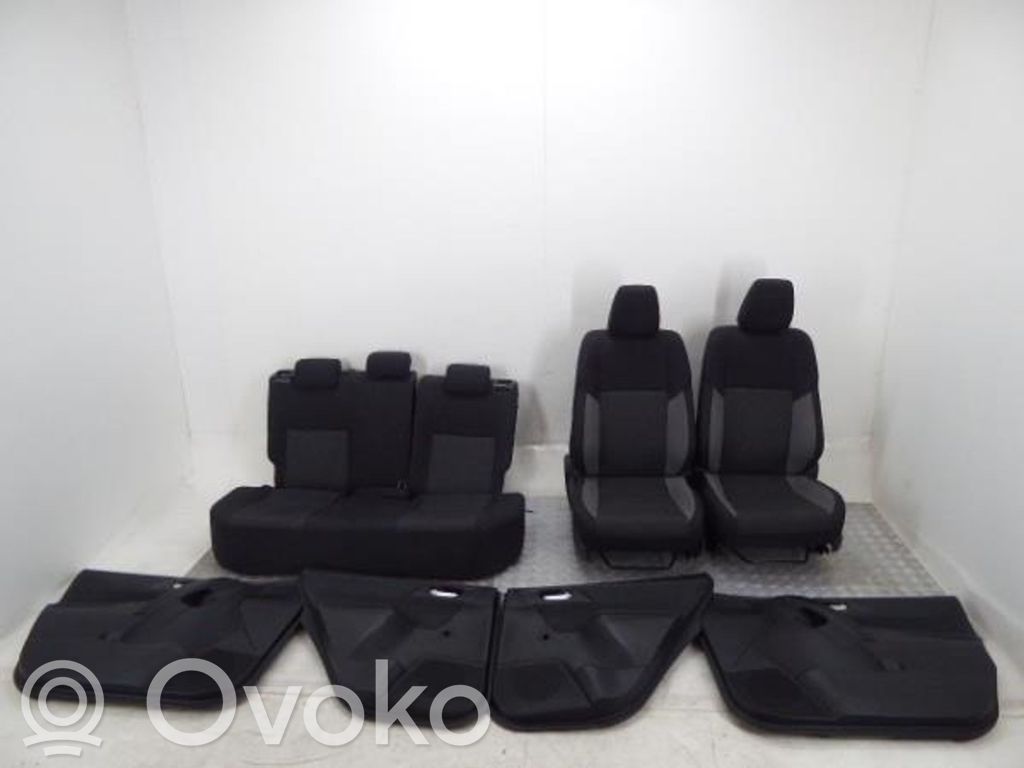 Seat set
