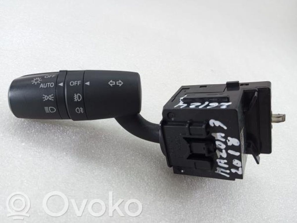 Mazda 3 II Light switch 