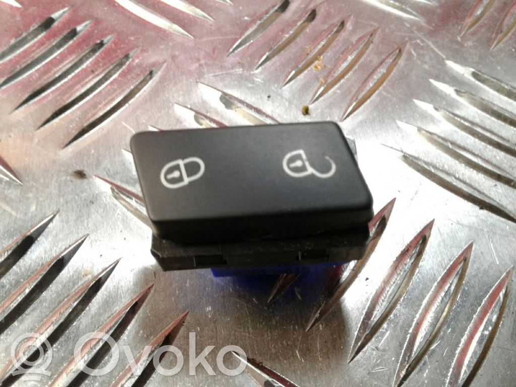 Multifunctional control switch/knob   1T0962125B