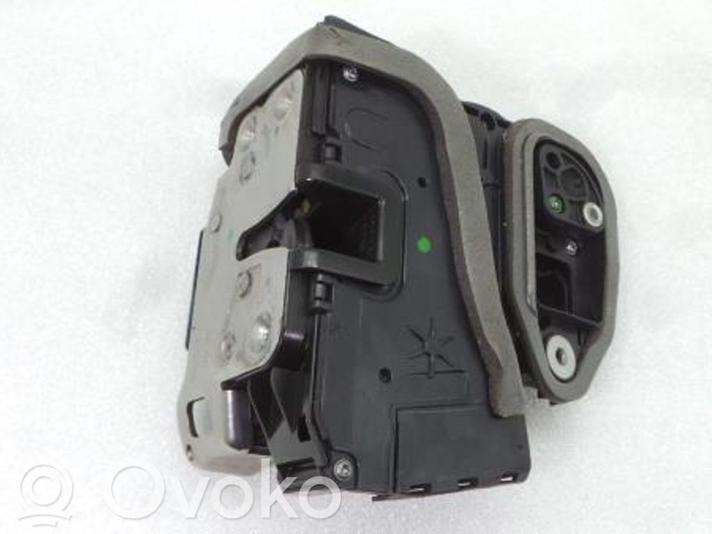 Opel Astra K Serrure de porte avant 