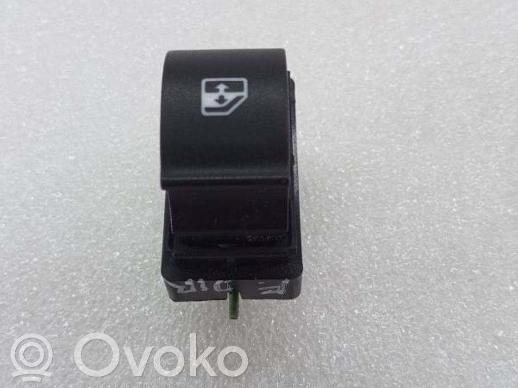 Fiat Tipo Electric window control switch 