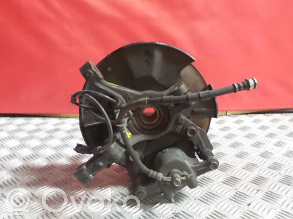 Mazda 2 Fuso a snodo con mozzo ruota anteriore 