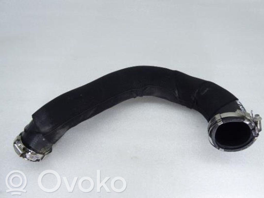 Intercooler hose/pipe   8K0145738T