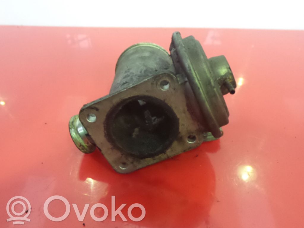 BMW 3 E90 E91 Клапан EGR 