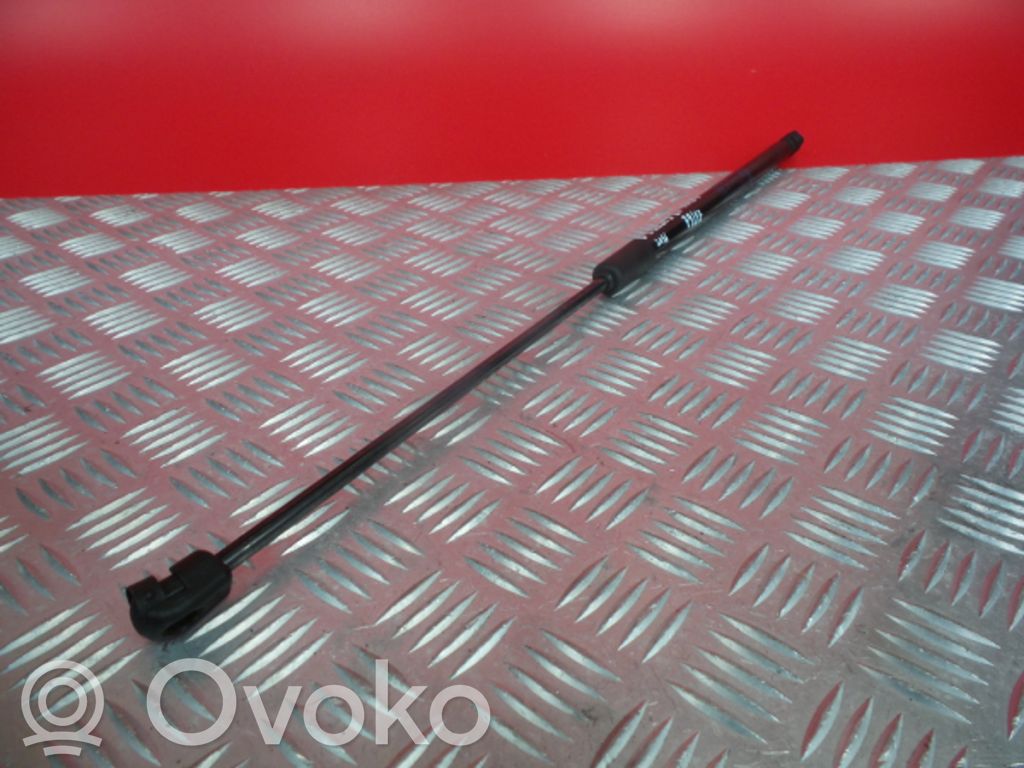 Opel Corsa E Tailgate/trunk strut/damper 