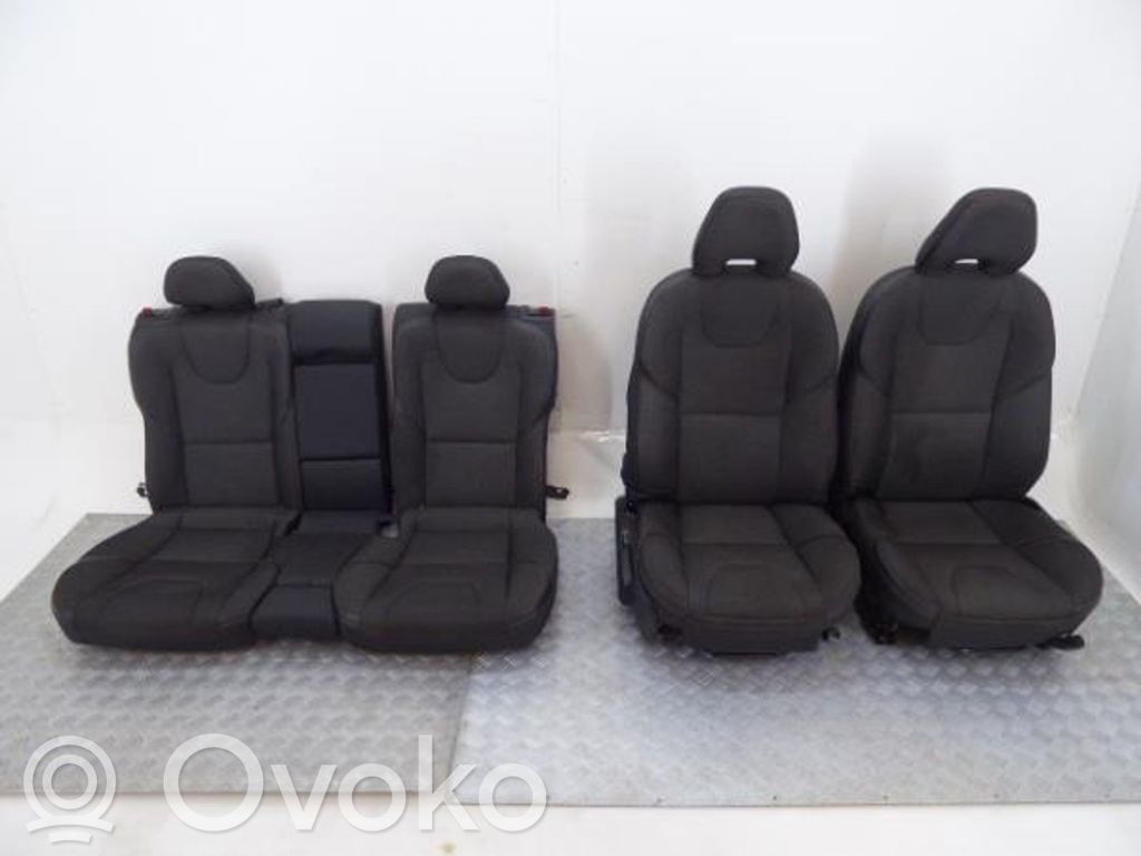 Volvo V40 Sēdekļu komplekts 