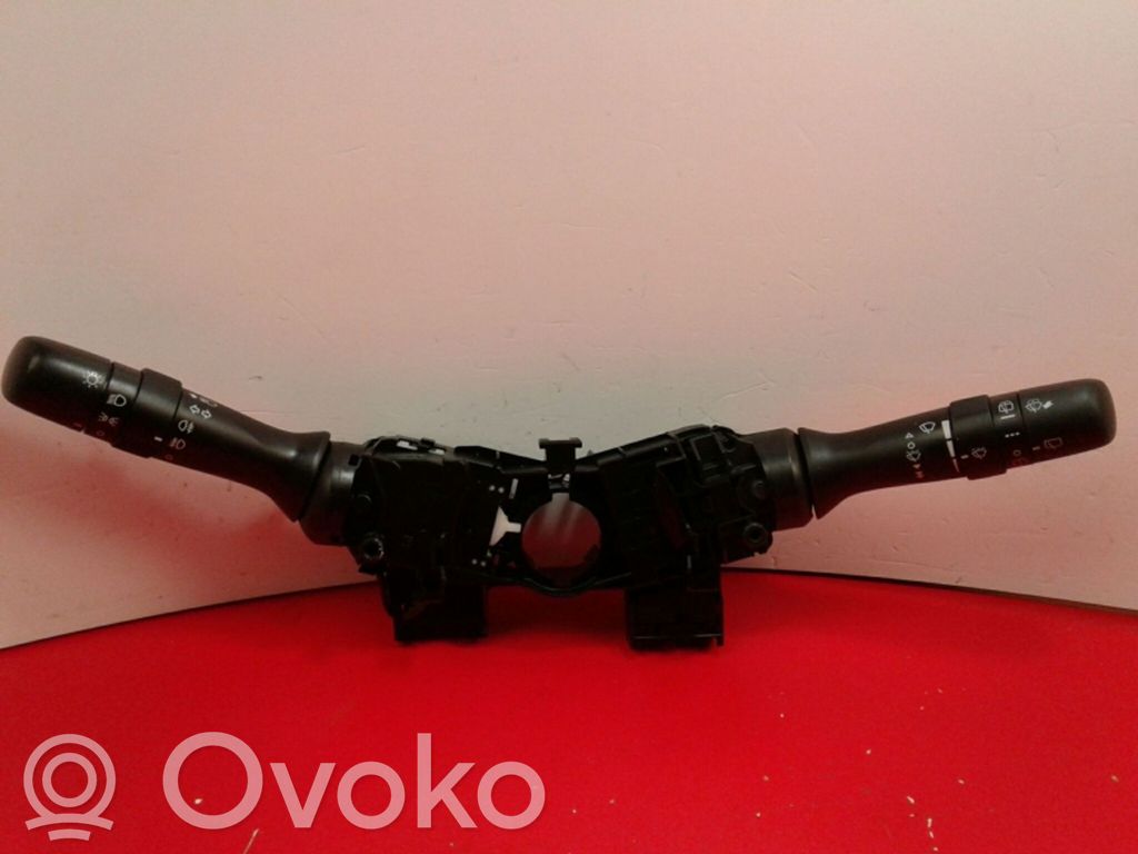 Toyota Auris 150 Commodo, commande essuie-glace/phare 