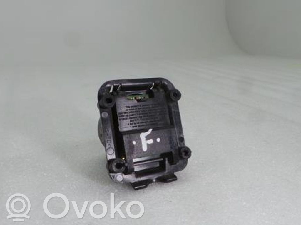 Rain sensor   6291812,6469739,6587573,6593698,6611610,6653614,6728393,6906467,6919548,6924470,7302326,7565006