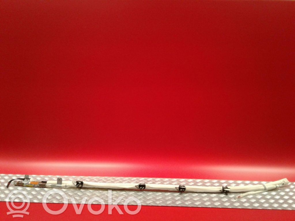 Volvo V50 Stogo oro pagalvė (užuolaida) 