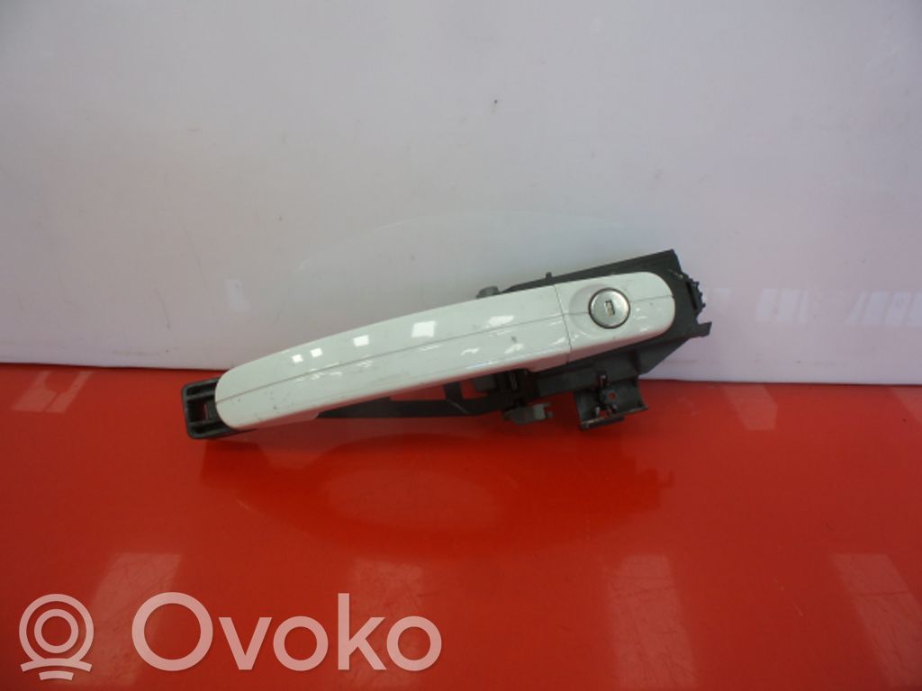 Ford Focus Manecilla externa puerta delantera 