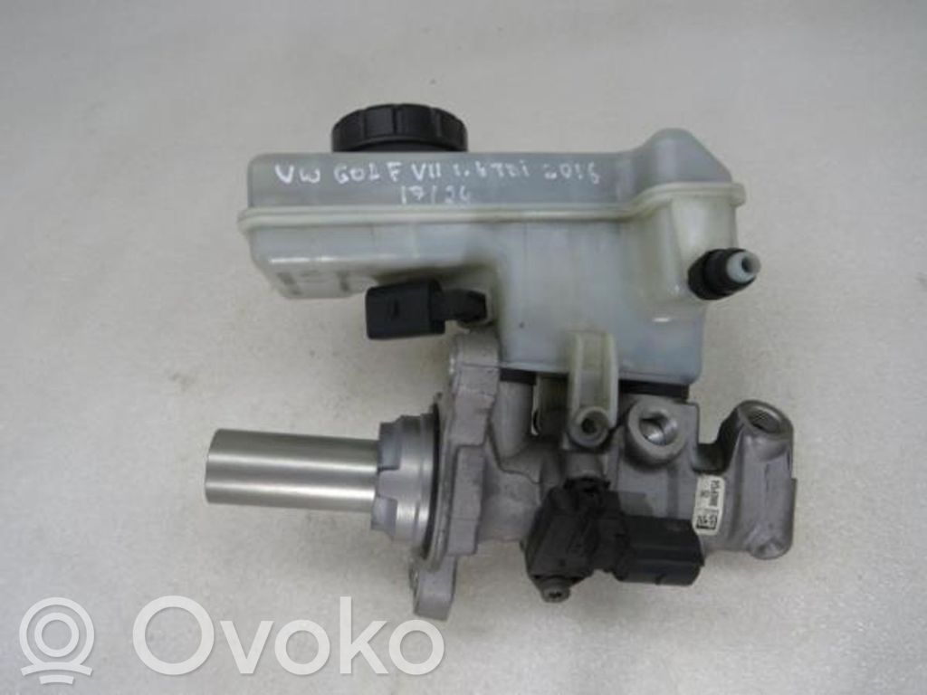 Volkswagen Golf VII Kytkimen pääsylinteri 