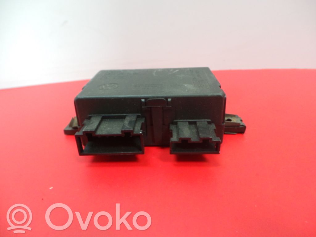 Volkswagen Polo III 6N 6N2 6NF Przekaźnik blokady zapłonu 